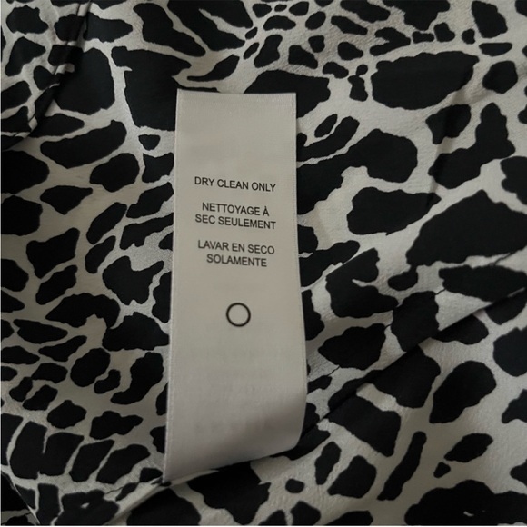 Frame Silk Animal Print Tank - Picture 8 of 8